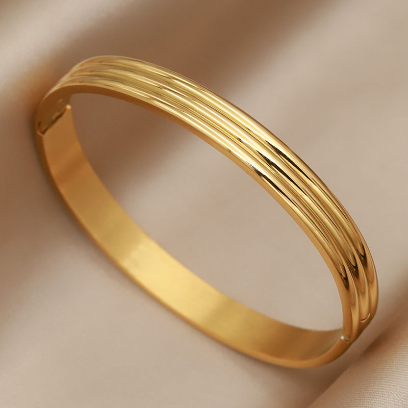 Stainless Steel 18K PVD Plated - огляд і ціна Men'S Accessories Jewelry Brands